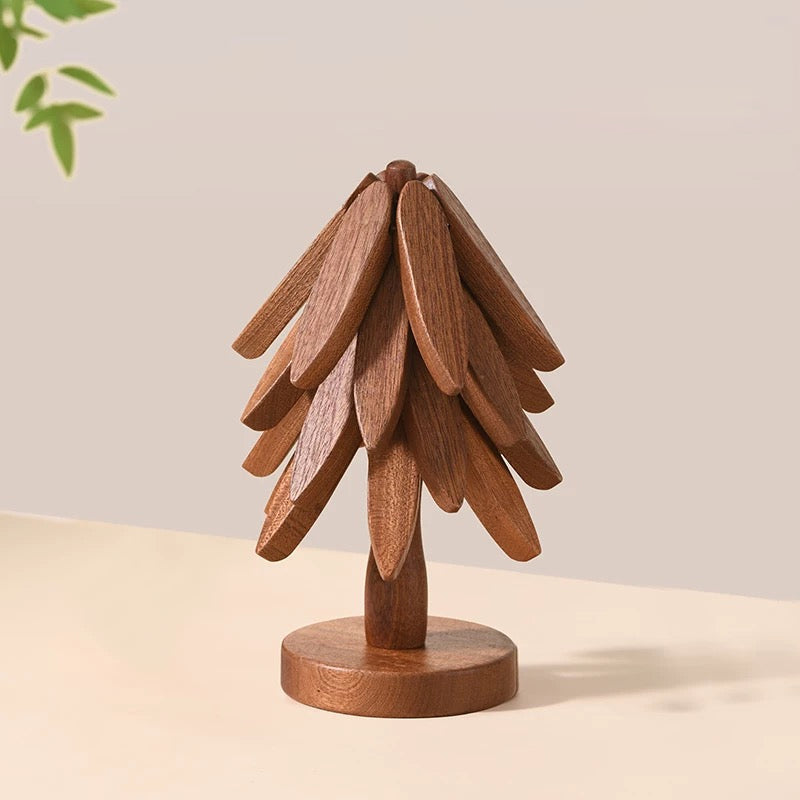 Tree-shaped insulation mat