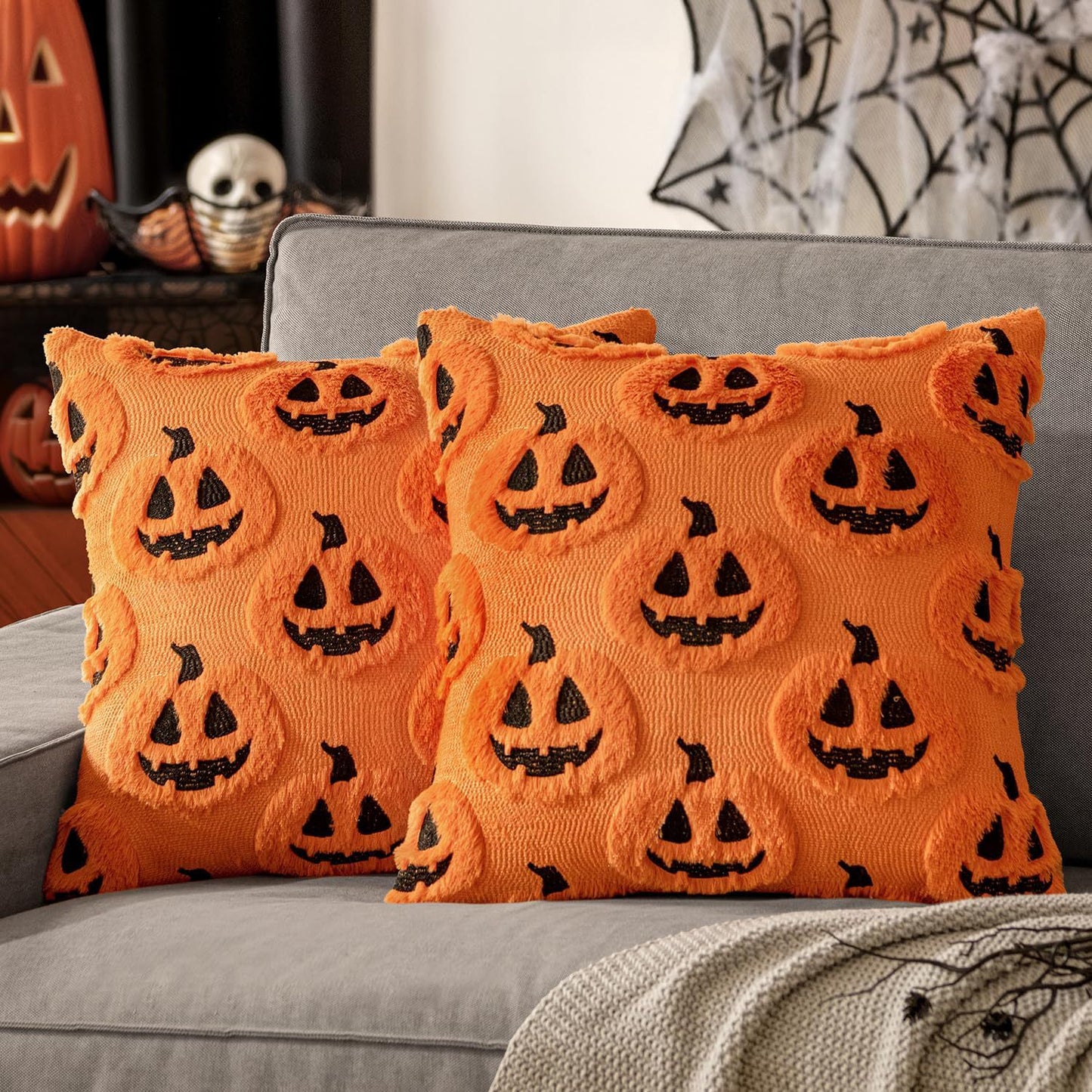 👻 Spooky & Soft Halloween Ghost Pillowcase