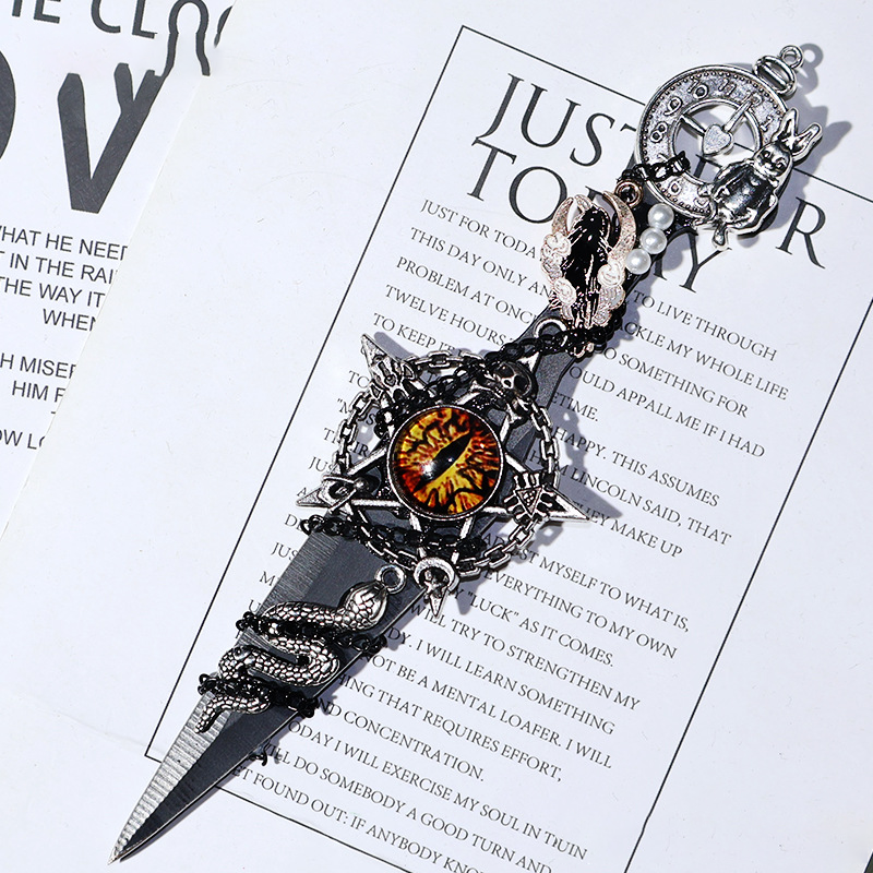 🗡️ Gothic Kunai Throwing Dagger