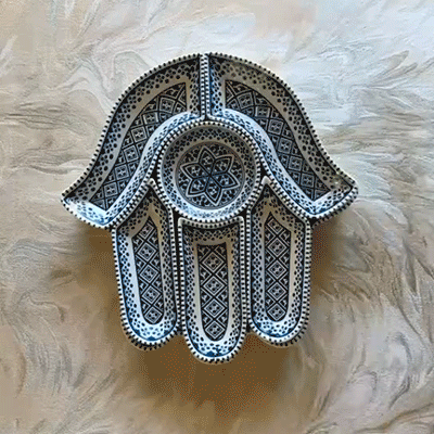 Stylized Dinnerware Set